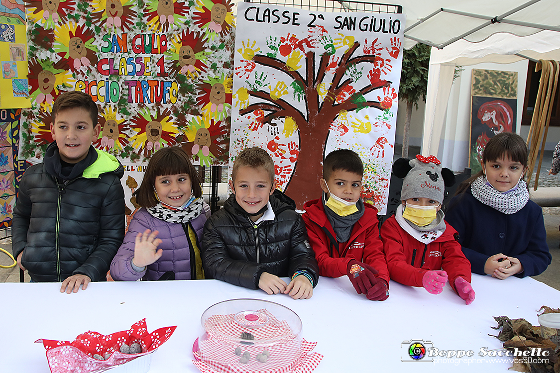 VBS_5723 - 10.ma Fiera Nazionale del Tartufo e Fiera dei Santi.jpg